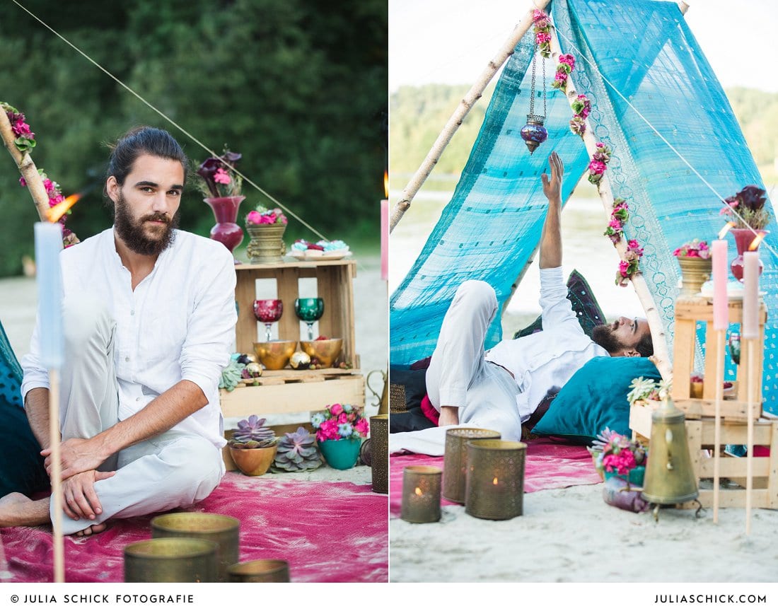 Bärtiger Boho-Bräutigam in Zelt aus indischem Sari