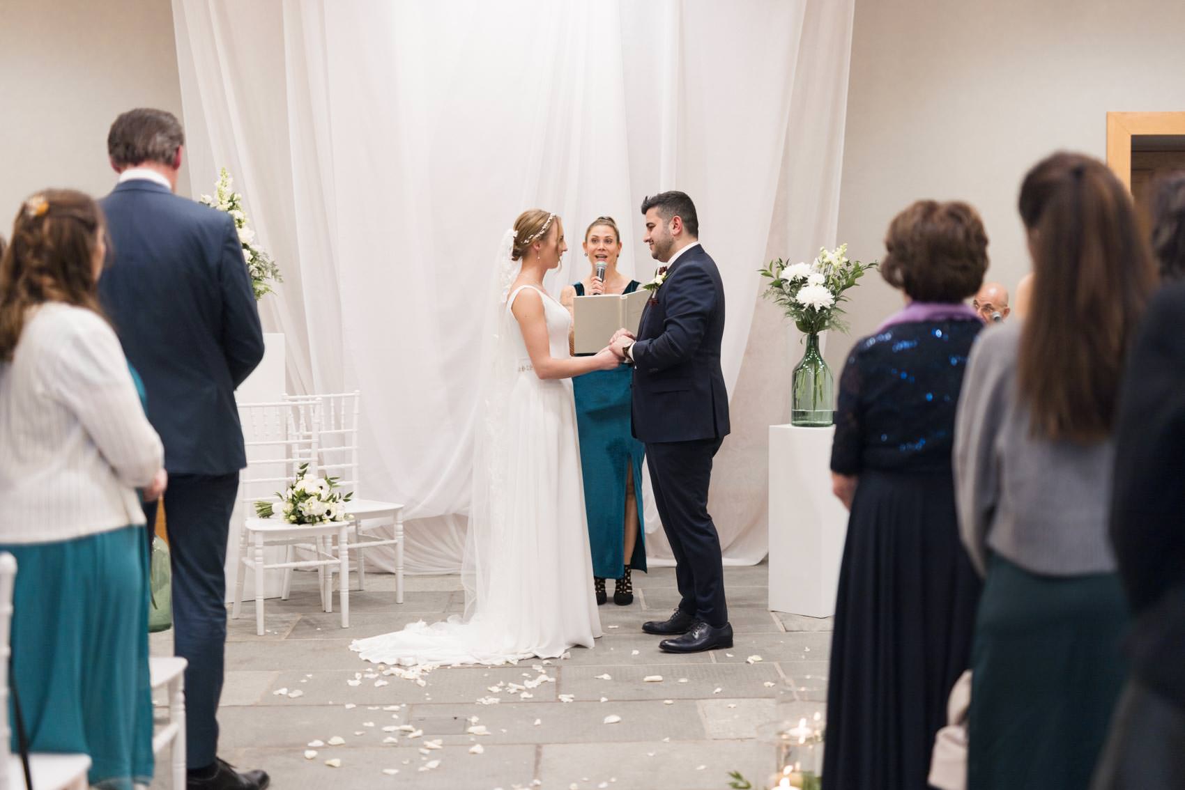 Freie Trauung bei Winterhochzeit auf Gut Kump in Hamm